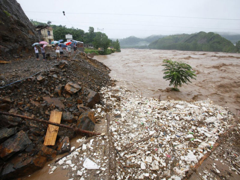 雷达流速仪实时监测水流量及时进行防汛预警